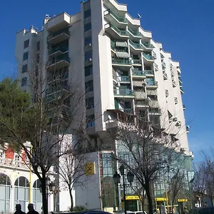  شقة Sun Tower-center Of ألبانيا